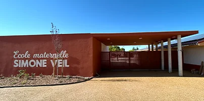 A2 Var Métal, métallerie et serrurerie à Puget-Ville dans le Var : garde-corps, escaliers métalliques, portails, pergolas et réalisations sur mesure.